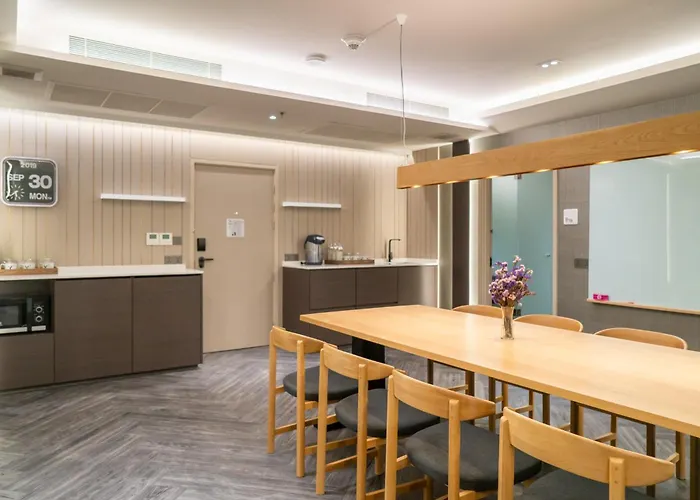 Hotel Triple Y 4*