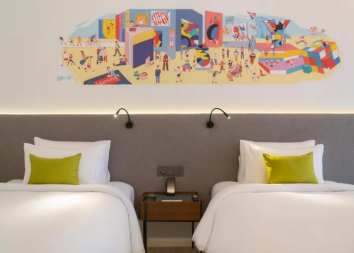 Triple Y Hotel 4*