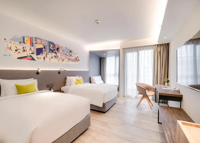 Hotel Triple Y 4*